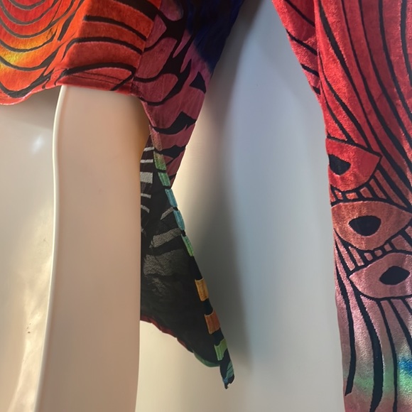 Codigo colorful metallic like multicolor long sleeve fashion  top - Picture 7 of 10